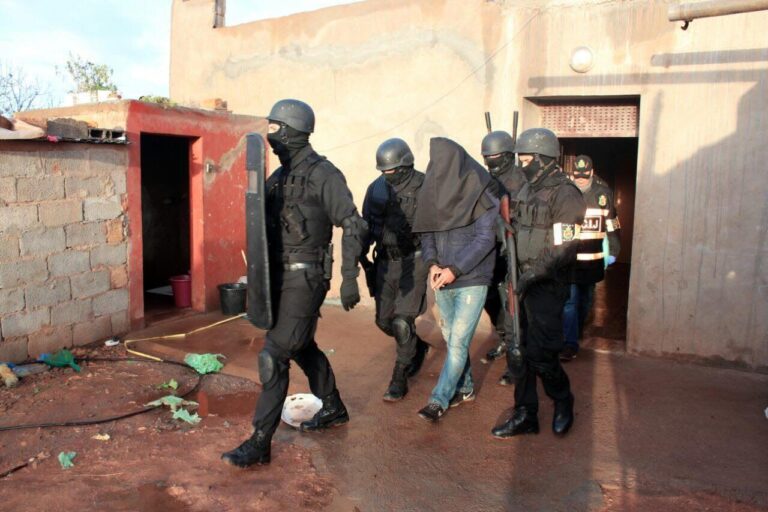 سويسري جريمة امليل.. كيف أكون متطرفا وأنا اتعاطى الحشيش !!